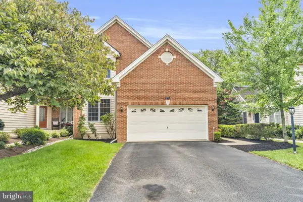 42985 Pascale Ter, ASHBURN, VA 20148