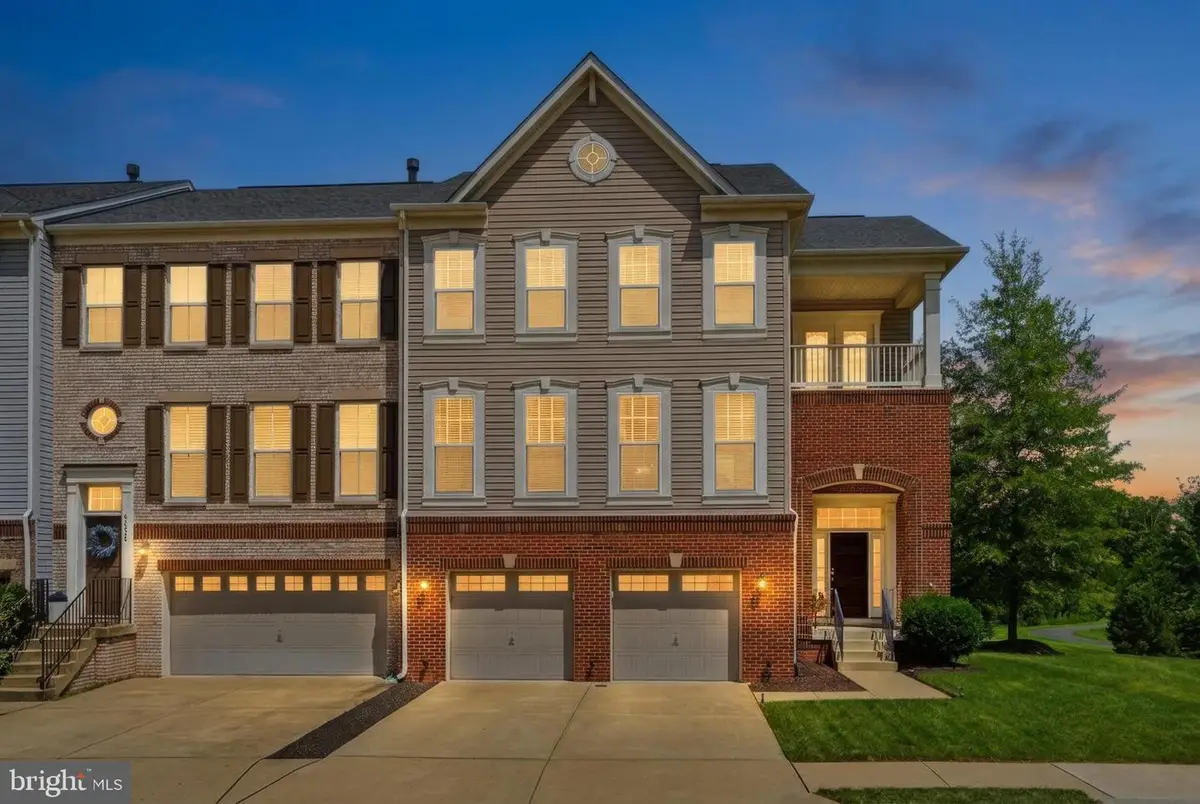 42628 Beckett Ter, Ashburn, VA 20148 - #1