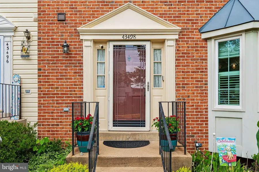 43498 Blacksmith Sq, Ashburn, VA 20147 - #3