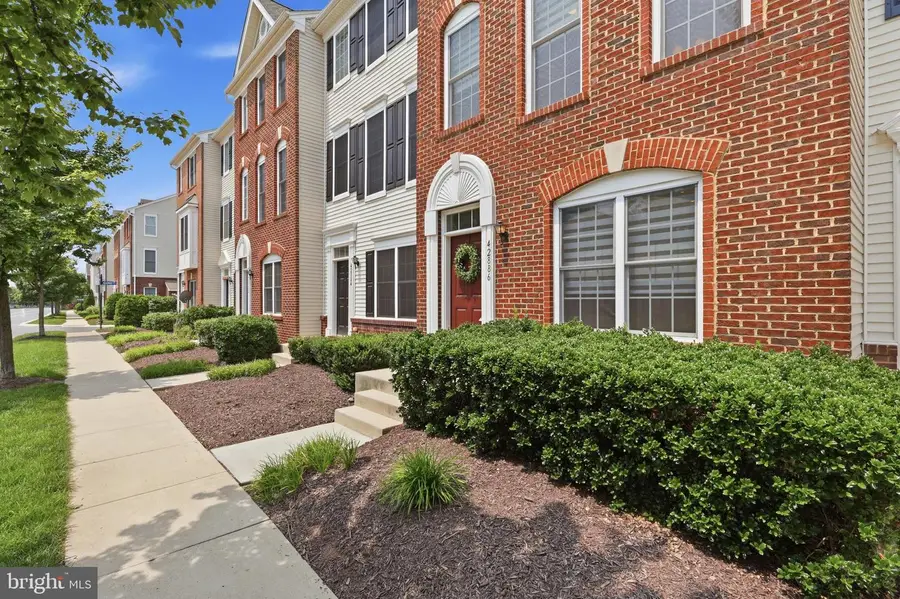 42886 Pamplin Ter, Chantilly, VA 20152 - #2