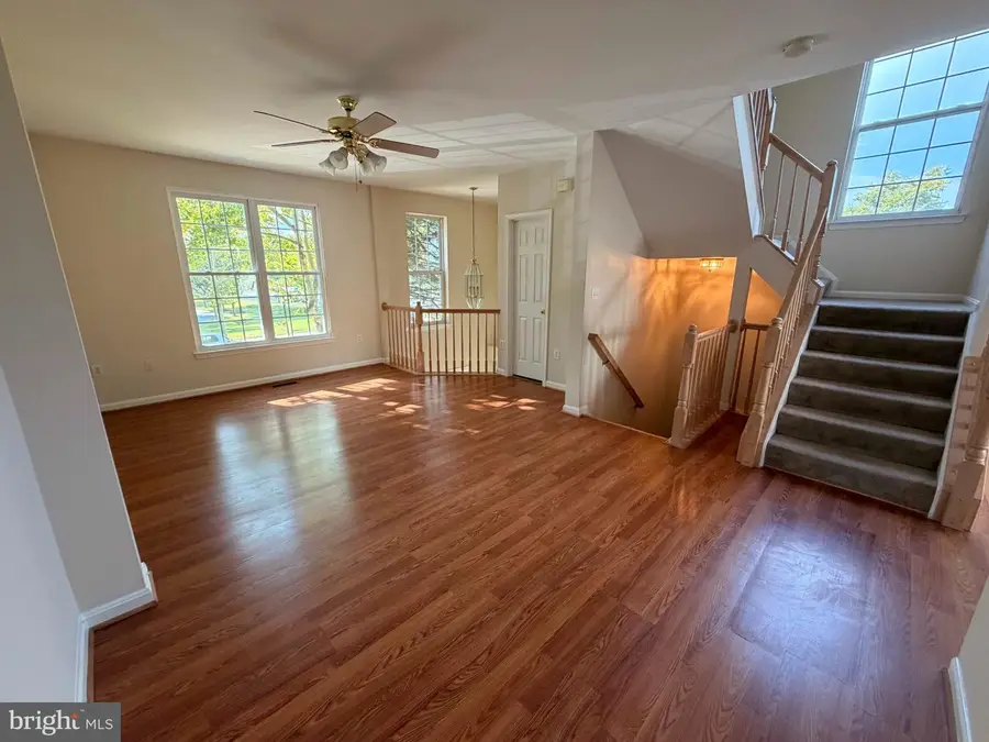 42840 Golf View Dr, Chantilly, VA 20152 - #2