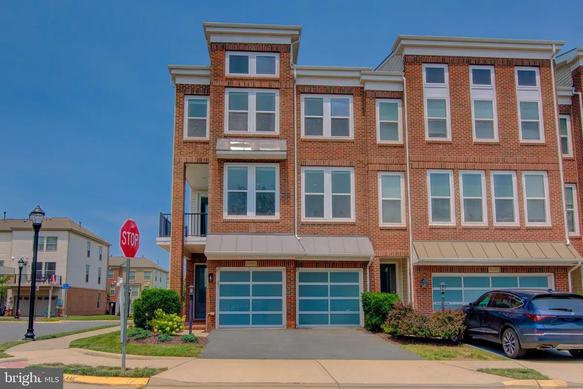 42262 Knotty Oak Terrace, Brambleton, VA 20148 - #1