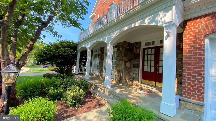 22757 Portico Pl, Brambleton, VA 20148 - #2