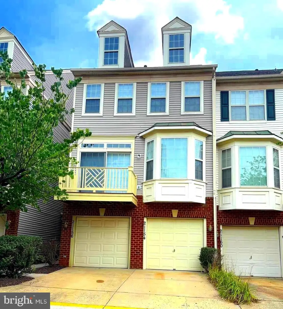 21156 Domain Ter, Sterling, VA 20165 - #1