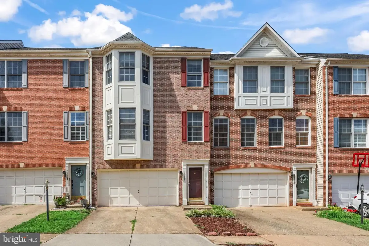 20951 Cherokee Ter, Sterling, VA 20165 - #1