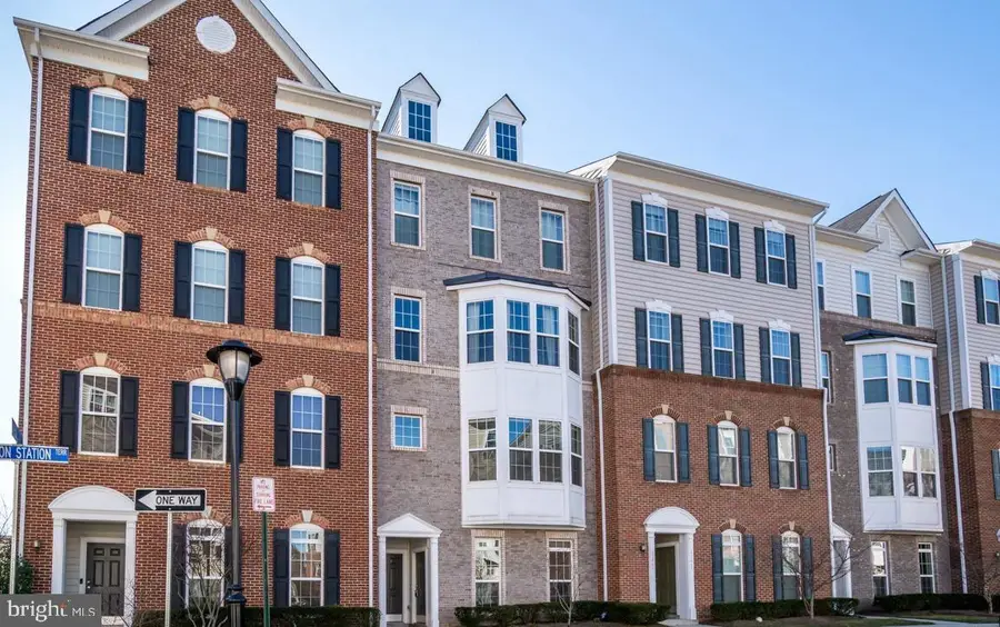 43851 Kingston Station Ter, Ashburn, VA 20148 - #2