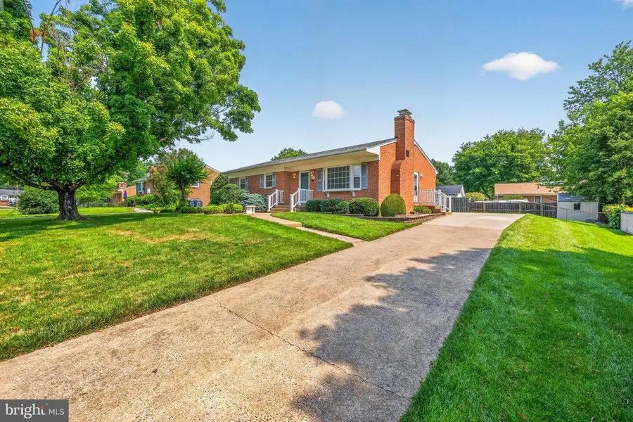 19 Hamilton Terrace Dr, Hamilton, VA 20158 - #2