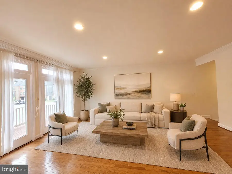 43348 Old Ryan Rd, Ashburn, VA 20148 - #3