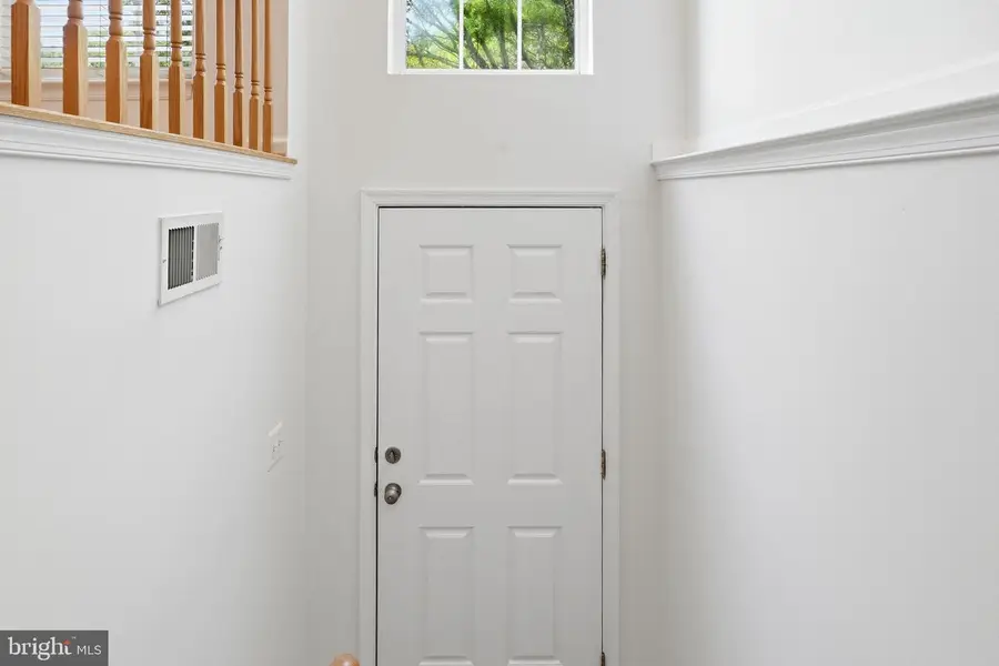 43451 Laidlow St, Chantilly, VA 20152 - #2