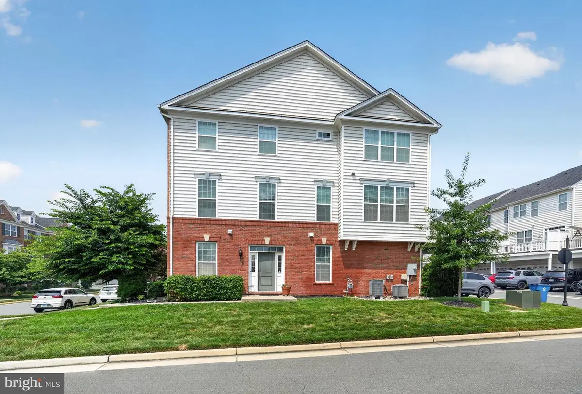43002 Rosemount Woods Ter, Ashburn, VA 20148 - #1