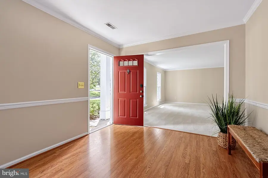 3 Dunbar Way, Sterling, VA 20165 - #3