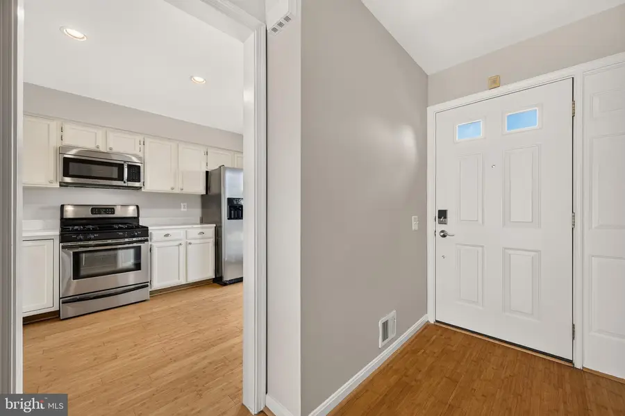 43535 Plantation Ter, Ashburn, VA 20147 - #3