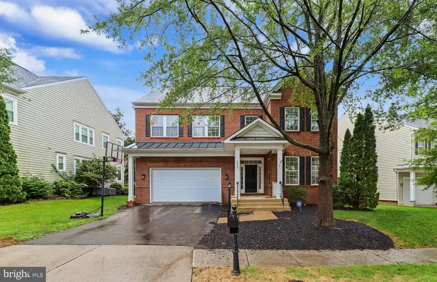 22891 Courtland Park Dr, Brambleton, VA 20148 - #2