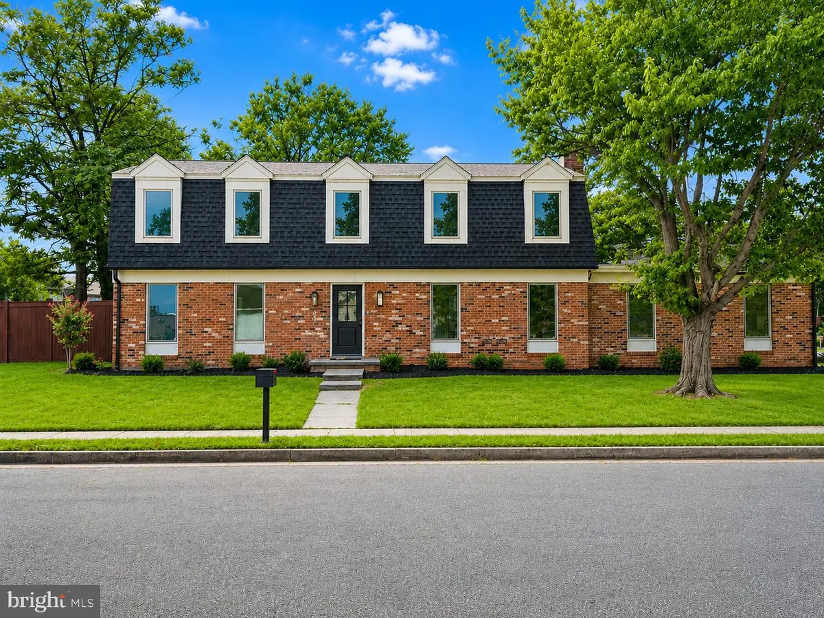 401 Crestwood Sw, Leesburg, VA 20175 - #1