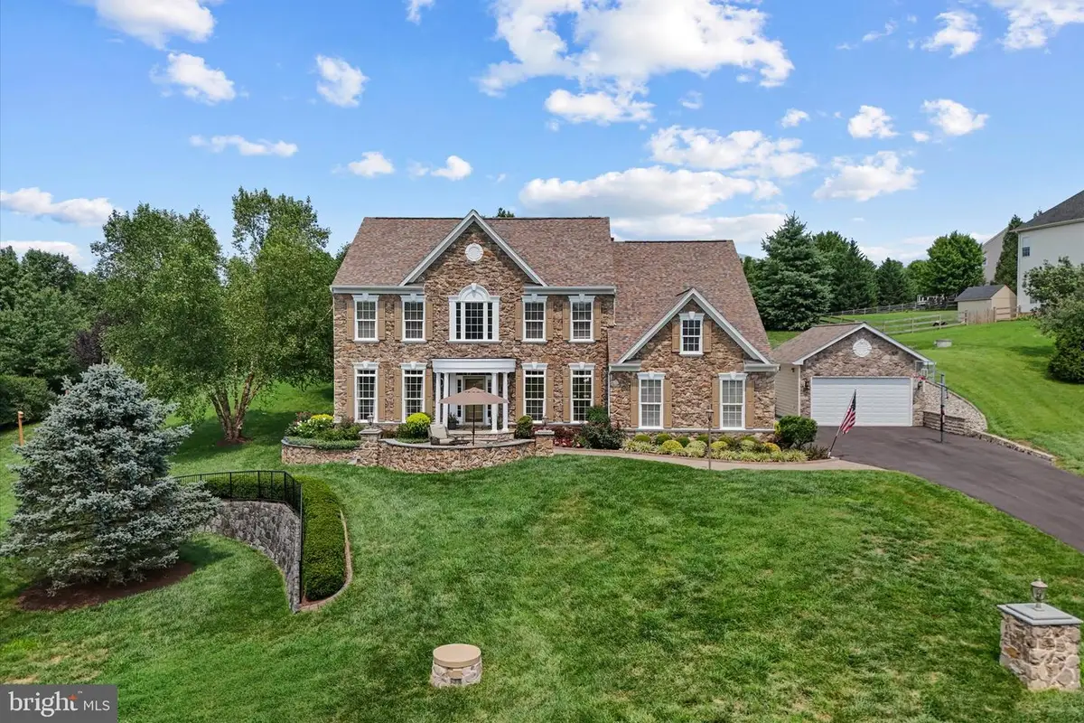 38800 Bettis Dr, Hamilton, VA 20158 - #1