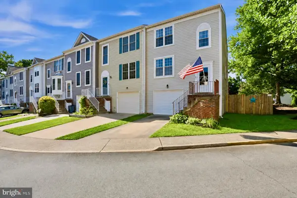 740 Hetzel Ter Se, LEESBURG, VA 20175