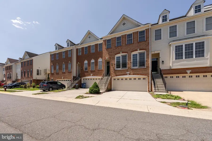 25332 Whippoorwill Ter, Chantilly, VA 20152 - #3