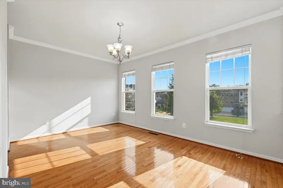 43350 Wayfarer Sq, Chantilly, VA 20152 - #2