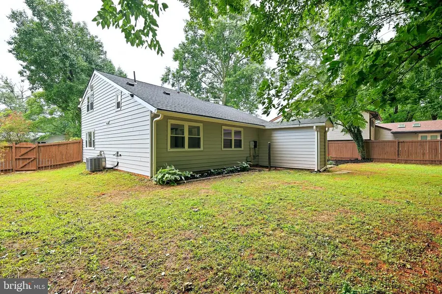 316 Sugarland Run Dr, Sterling, VA 20164 - #3