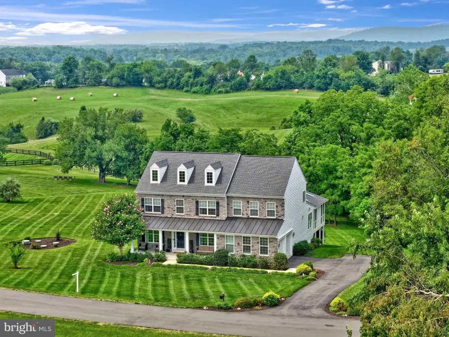 15019 Lynnford Ct, Waterford, VA 20197 - #2