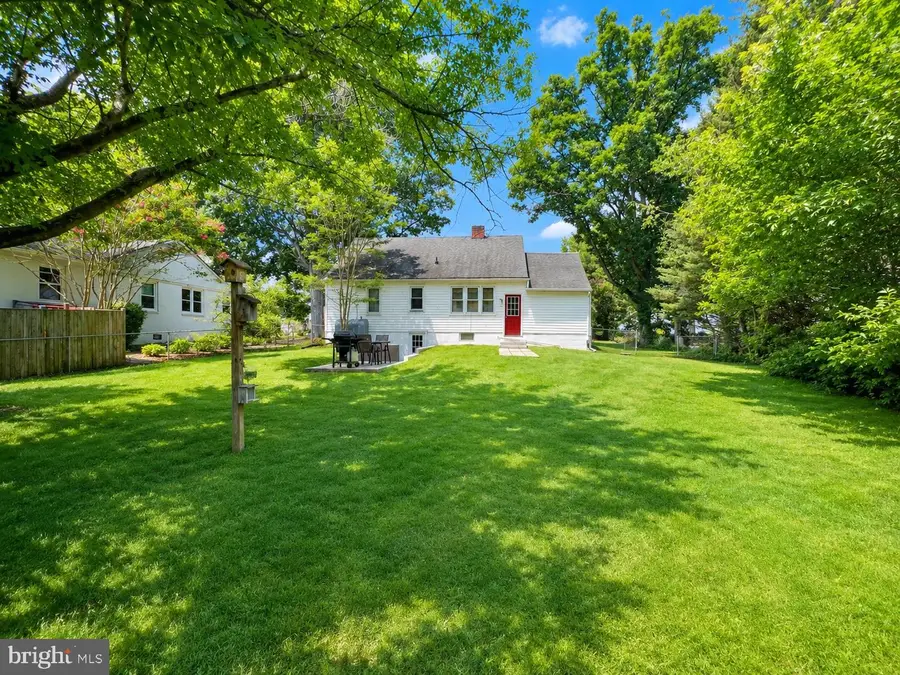 32 N Reid St, Hamilton, VA 20158 - #2