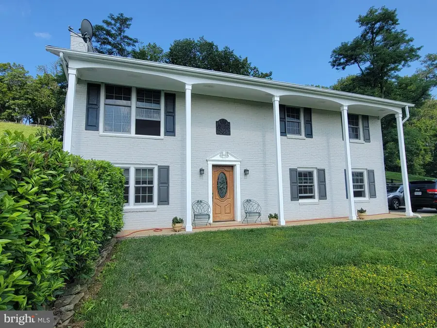 18459 Harmony Church Rd, Hamilton, VA 20158 - #2