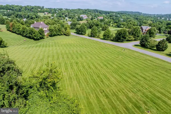 40611 Farm Market Rd, LEESBURG, VA 20176