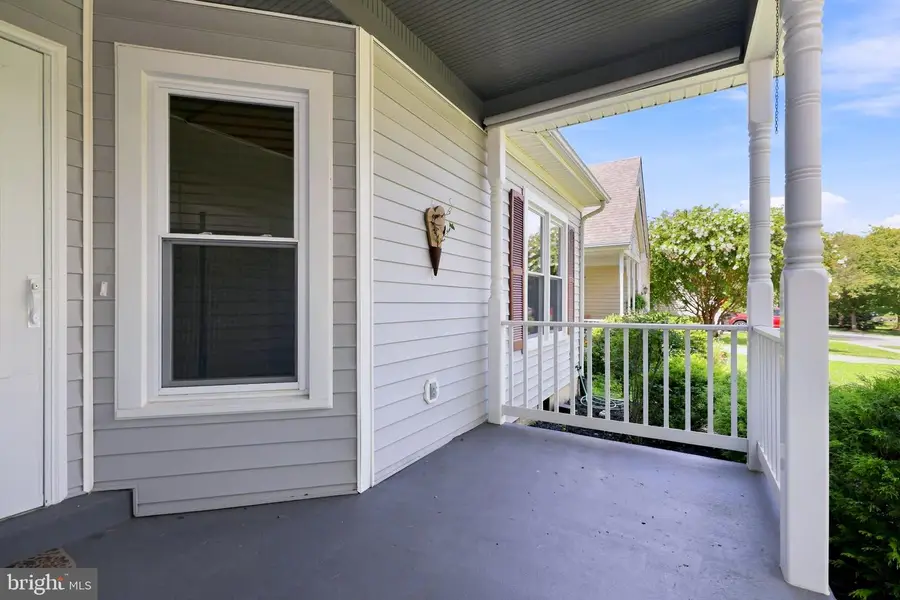 528 Wordsworth Cir, Purcellville, VA 20132 - #3