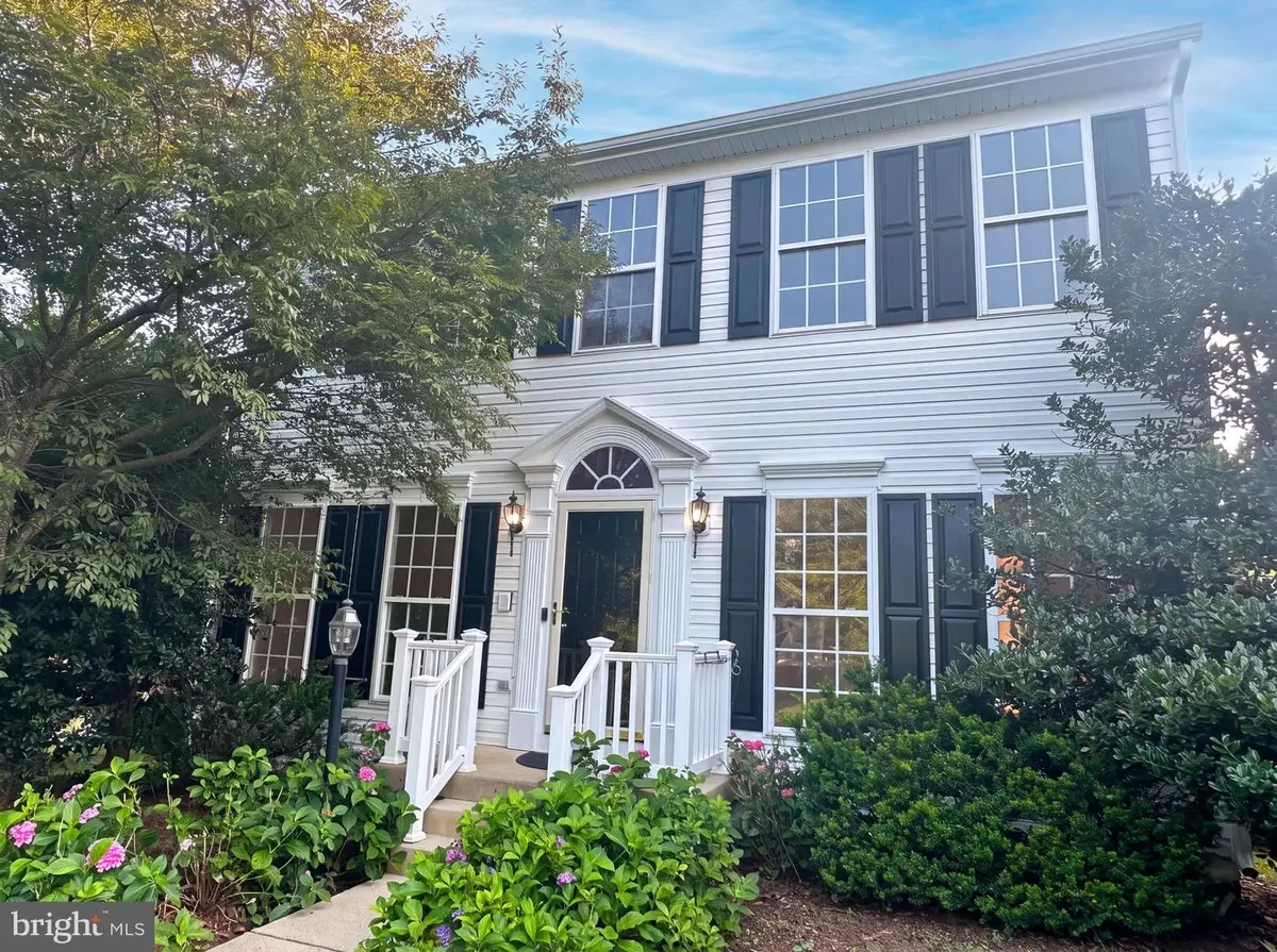 62 Stocks St, Lovettsville, VA 20180 - #1
