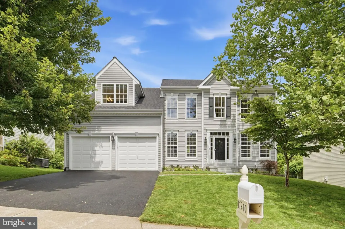 17270 Arrowood Pl, Round Hill, VA 20141 - #1