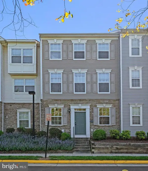 21792 Jarvis Sq, ASHBURN, VA 20147