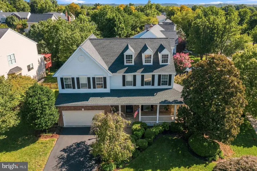 20828 Cross Timber Dr, Ashburn, VA 20147 - #2