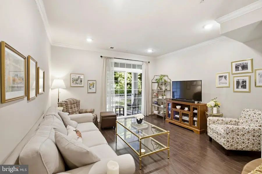 23245 Milltown Knoll Sq #112, Ashburn, VA 20148 - #3
