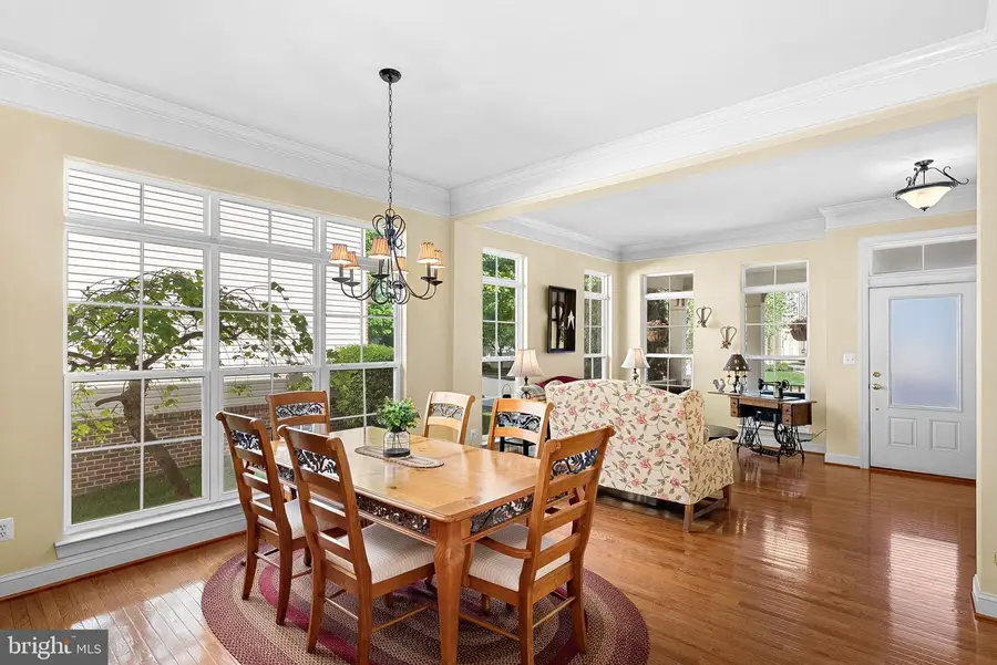 42755 Chatelain Cir, Brambleton, VA 20148 - #2
