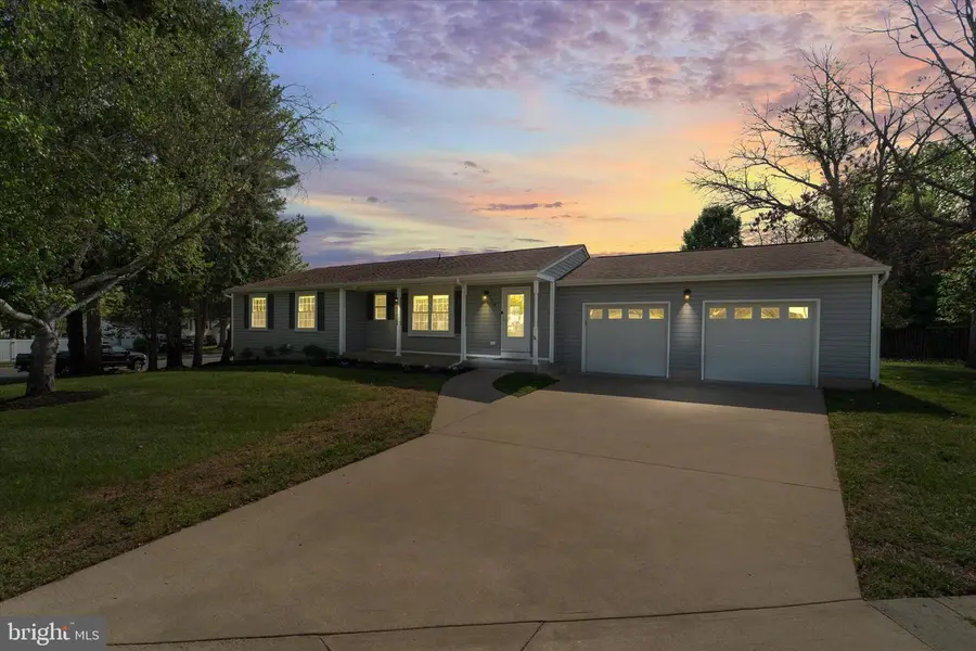 114 Birch St Ne, Leesburg, VA 20176 - #3
