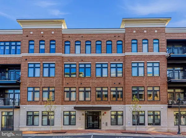 5 Stationmaster St Se #200, LEESBURG, VA 20175