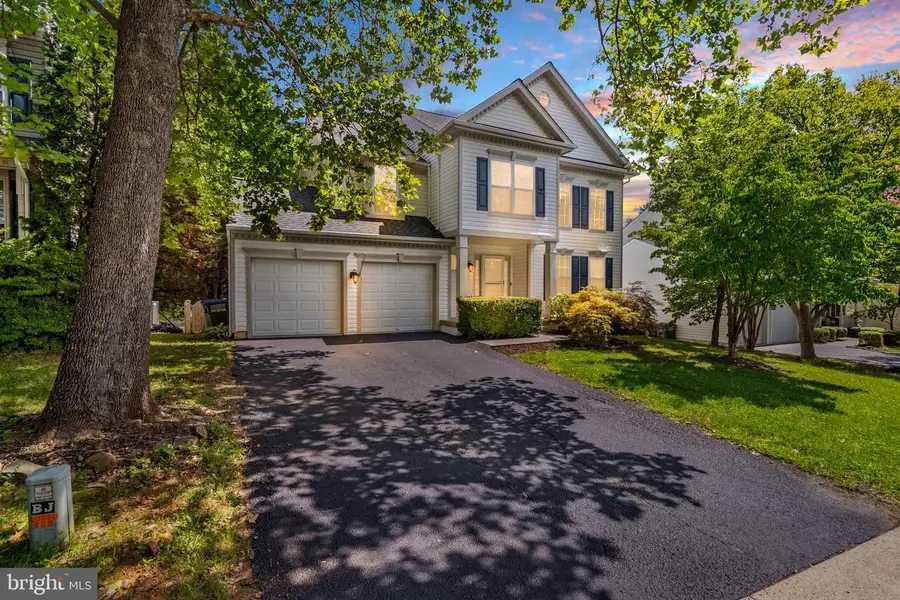 17204 Rosecliff Ct, Round Hill, VA 20141 - #2