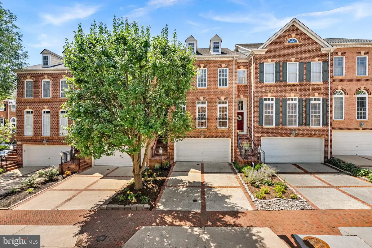 18537 Perdido Bay Ter, Leesburg, VA 20176 - #1