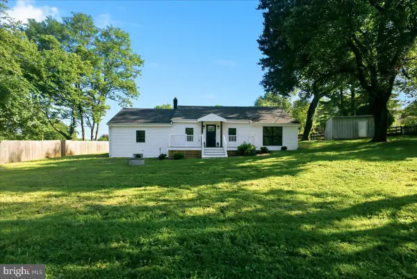 16920 Oliver St, PAEONIAN SPRINGS, VA 20129