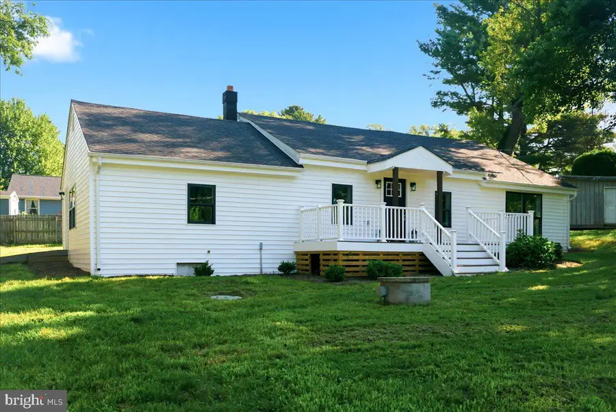 16920 Oliver St, Paeonian Springs, VA 20129 - #2