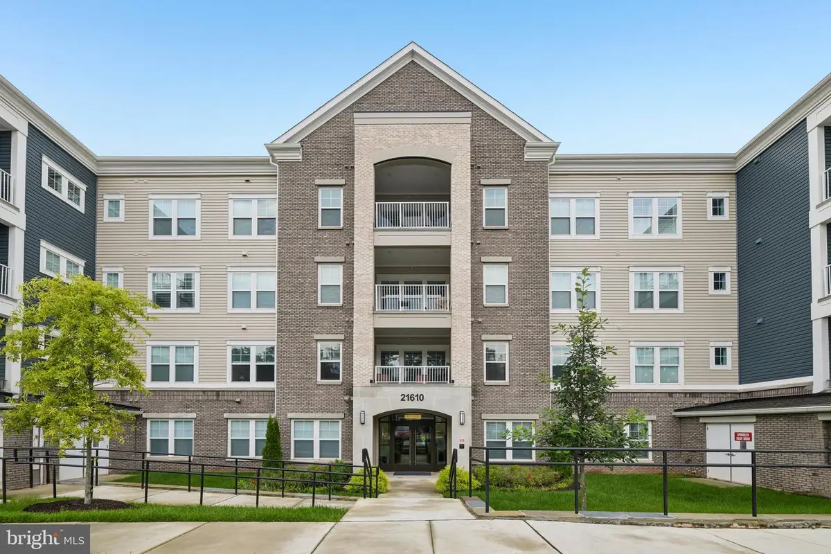 21610 Hawksbill High Cir #102, Sterling, VA 20164 - #1