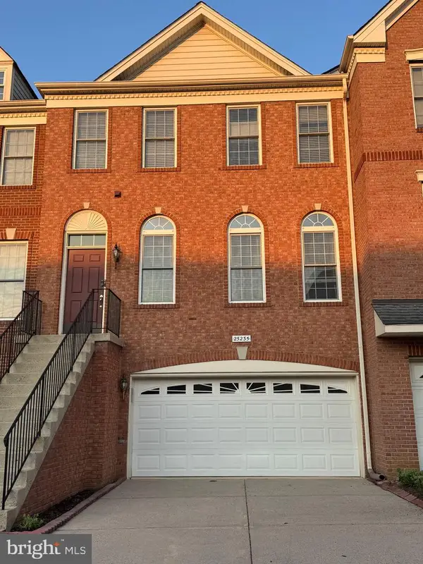 25235 Bald Eagle Ter, CHANTILLY, VA 20152
