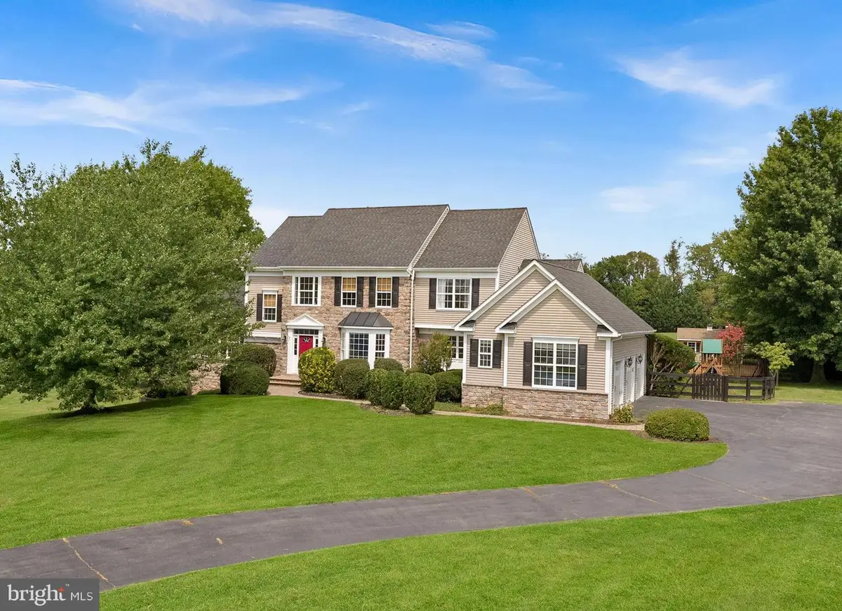 38392 Stone Eden Dr, Hamilton, VA 20158 - #1