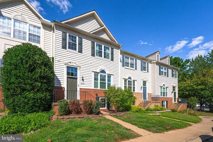 44894 Point Bay Ter, Ashburn, VA 20147 - #2