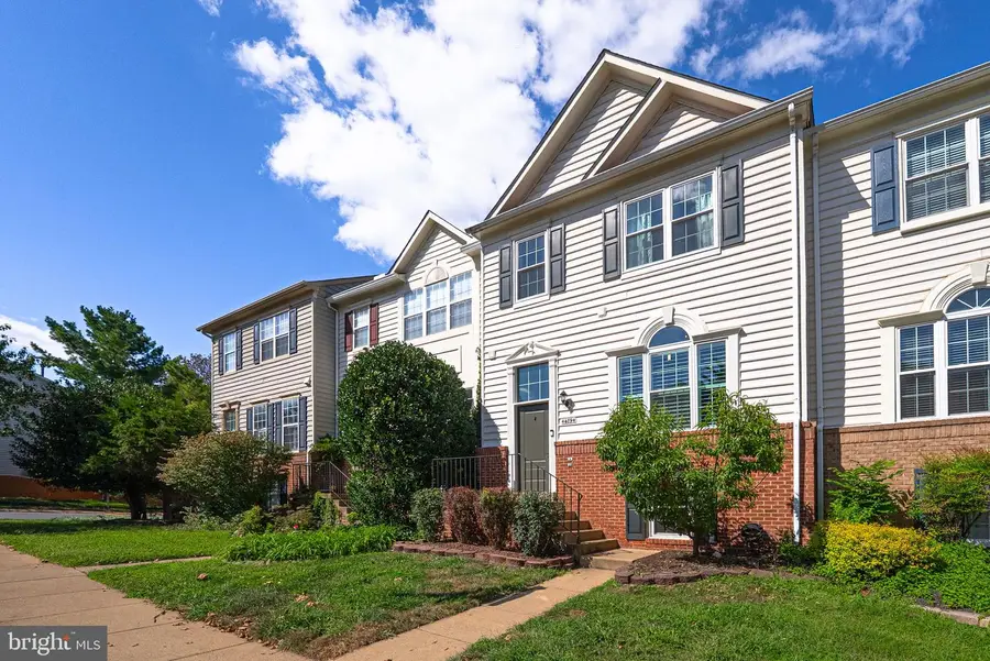 44894 Point Bay Ter, Ashburn, VA 20147 - #3