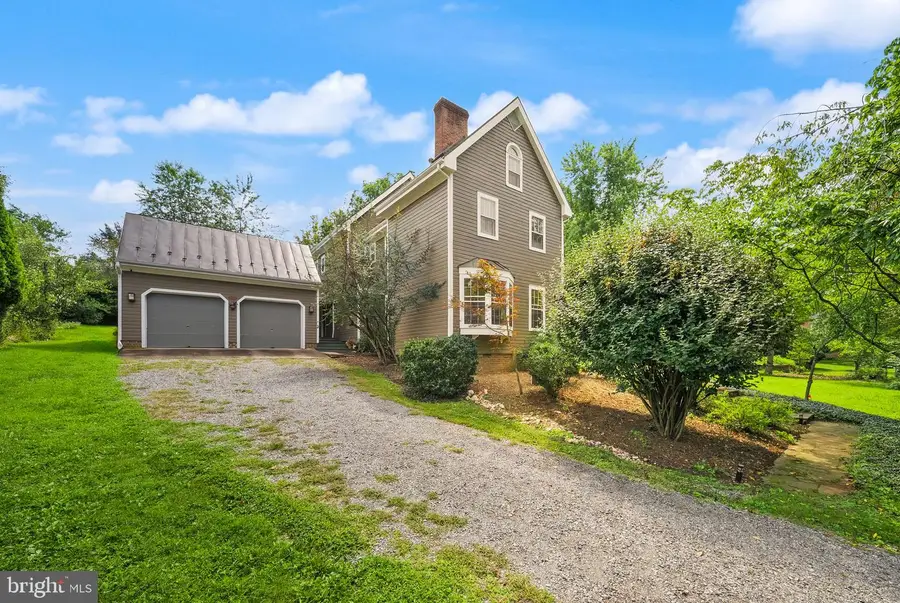 15584 Second St, Waterford, VA 20197 - #2