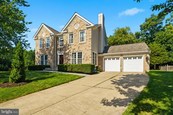 20896 Fowlers Mill Cir, ASHBURN, VA 20147