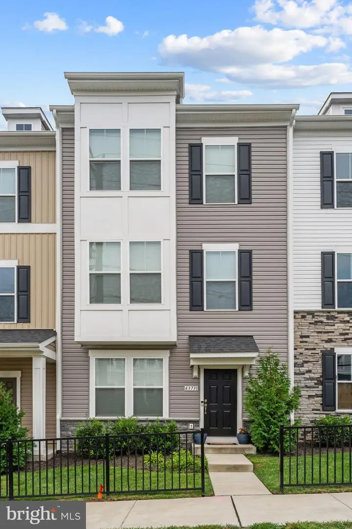 43731 Hay Rd, Ashburn, VA 20147 - #2