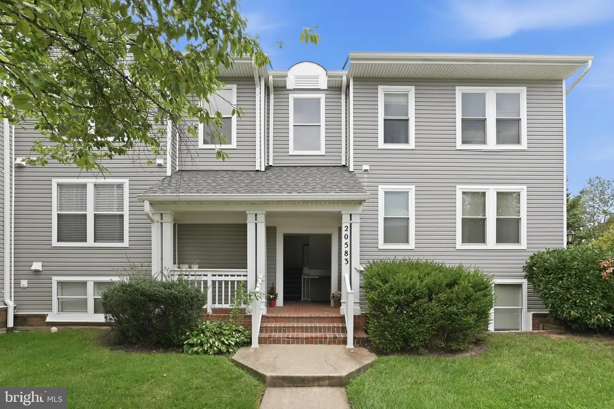 20583 Snowshoe Sq #301, Ashburn, VA 20147 - #1