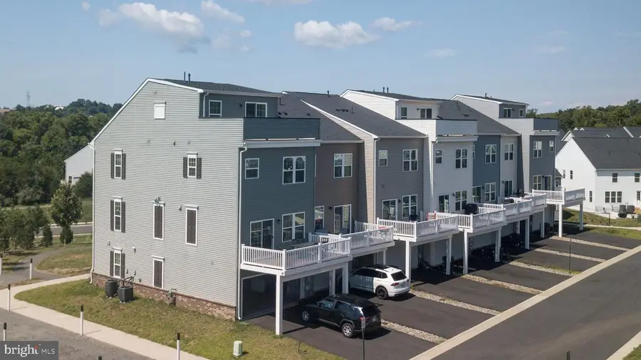 19443 Spokan Sq, Leesburg, VA 20175 - #2